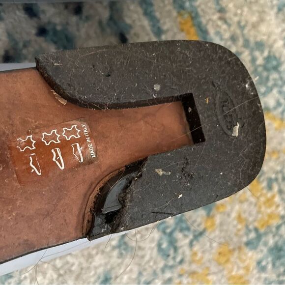 TOD'S Women's Light Gray Loafers - Picture 5 of 8